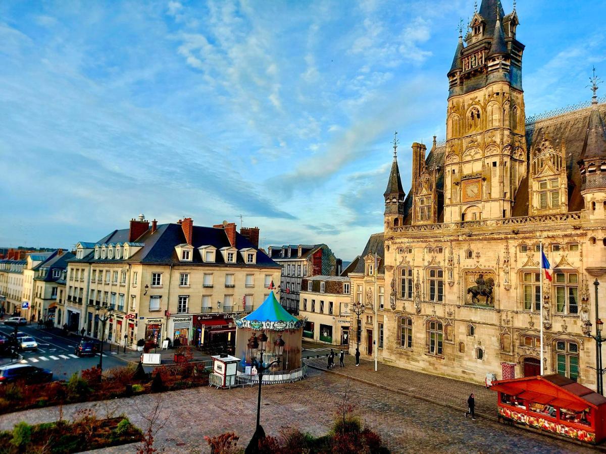 Appartement Exceptionnel En Ultra Centre Ville Compiegne Bagian luar foto